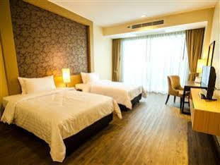 Rimkhobfa Urban Resort Bangkok Esterno foto
